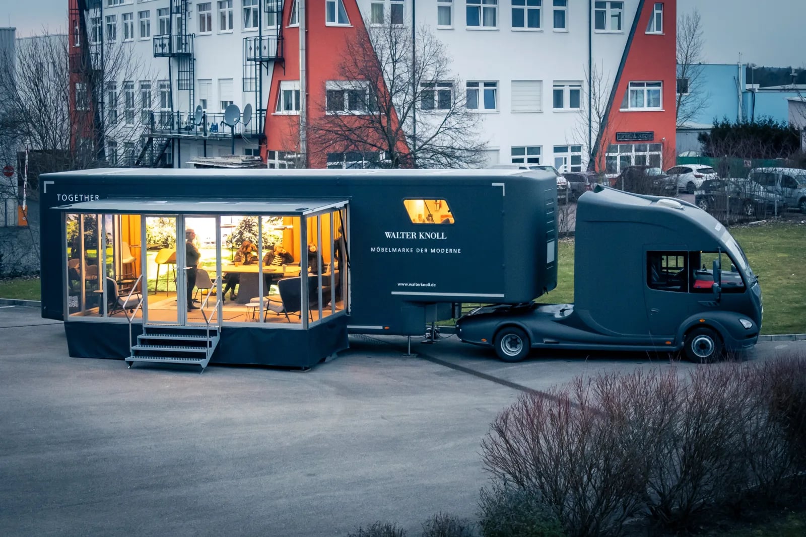 Walter Knoll FUTURIA show truck with extended pavilion